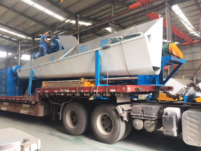砂石分離機(jī)裝車(chē)中準(zhǔn)備發(fā)往新疆喀什